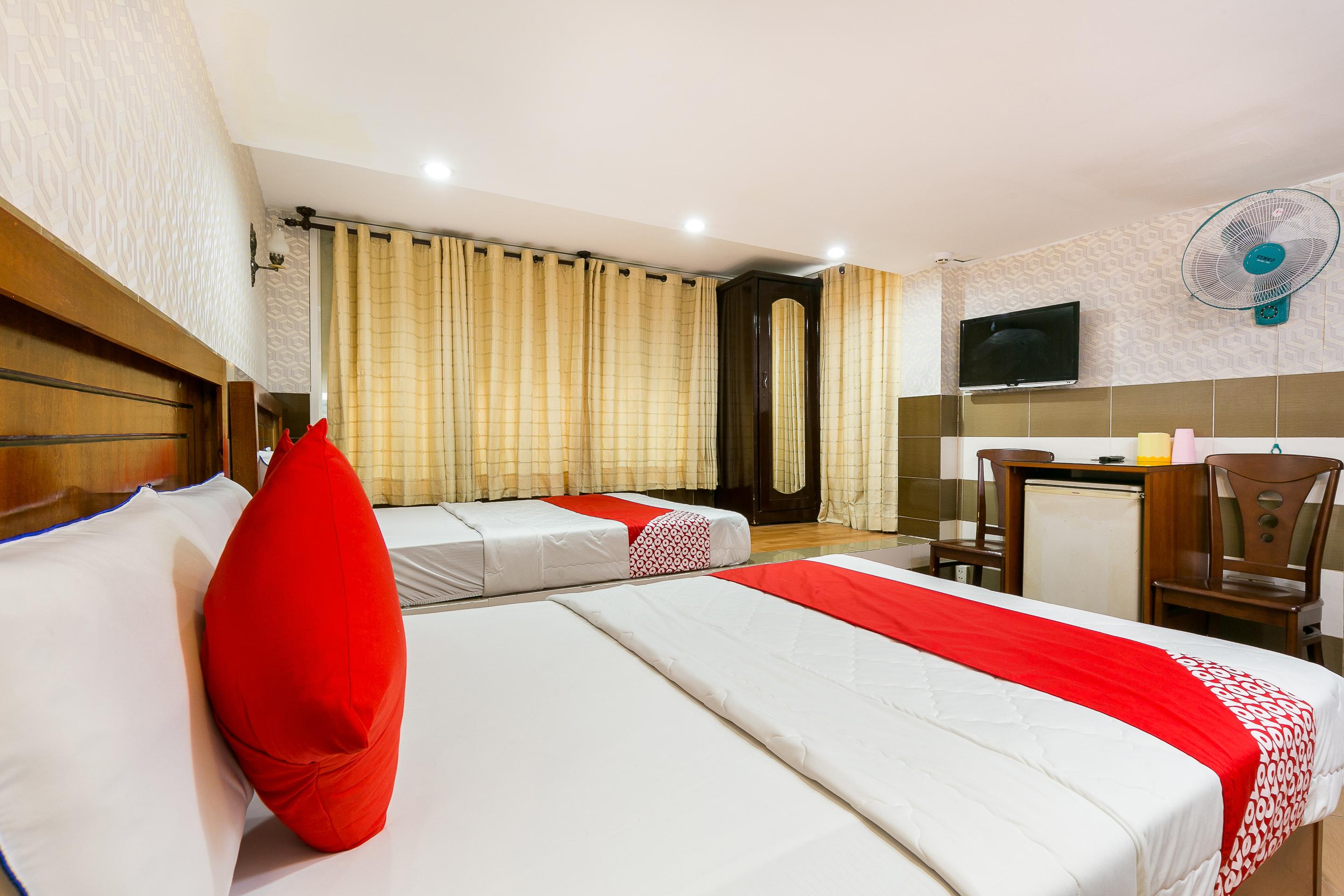 Binh Dung Hotel Хошимин Экстерьер фото